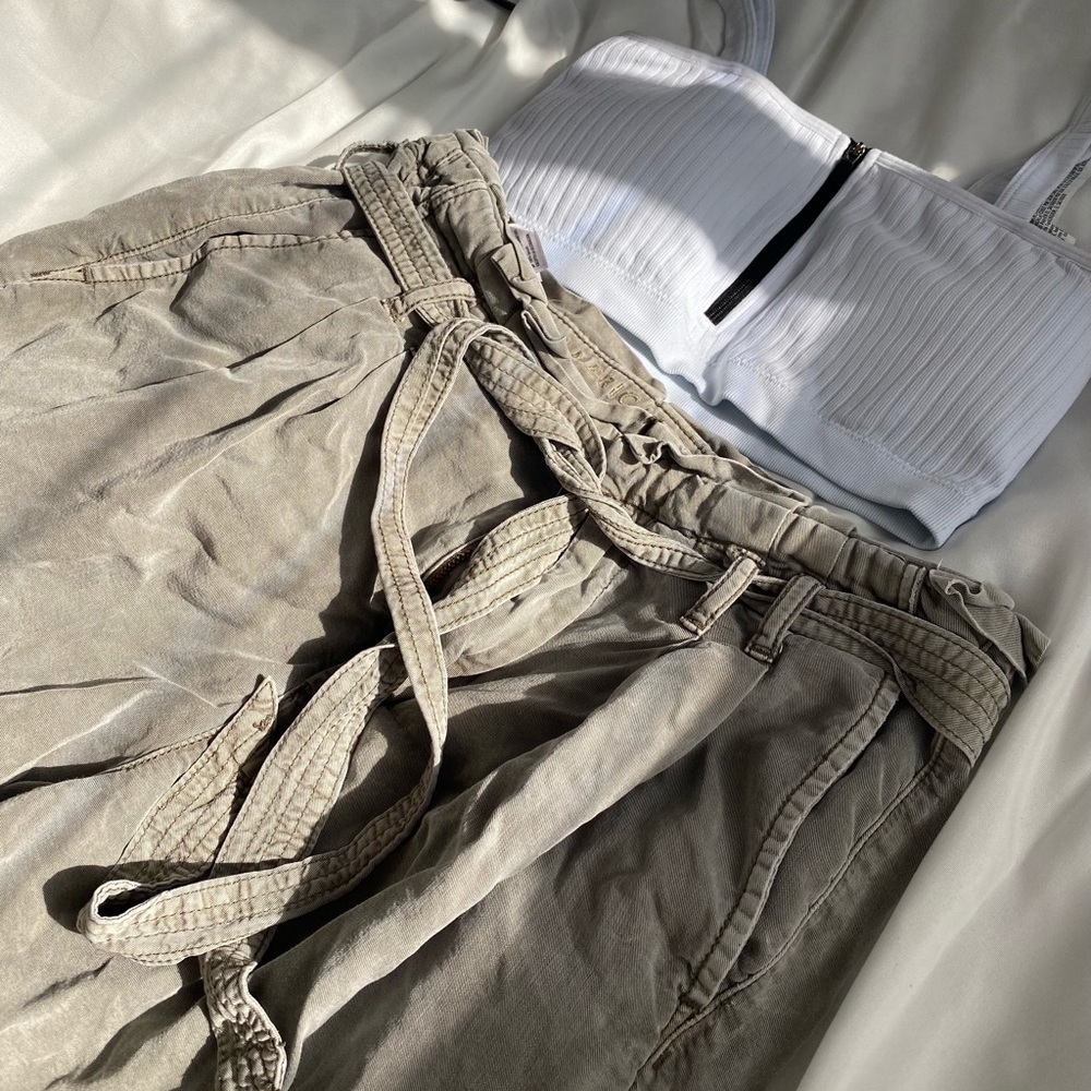 American Eagle Caqui Palazzo Pants